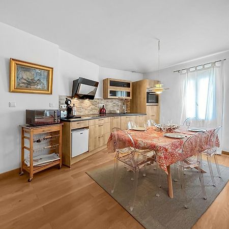 Un Petit Nid Au Bord De La Sorgue Apartamento LʼIsle-sur-la-Sorgue Exterior foto